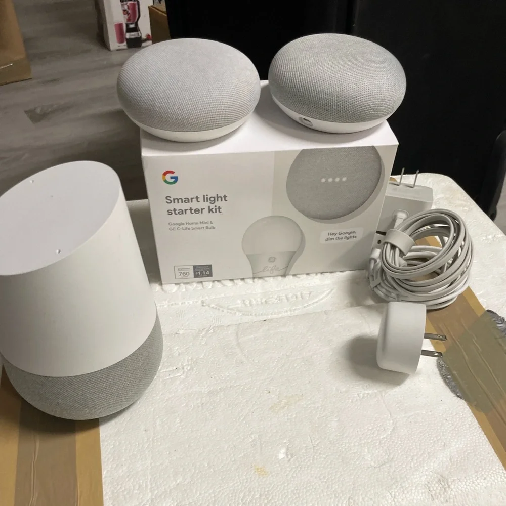 Google home set w/ bulb